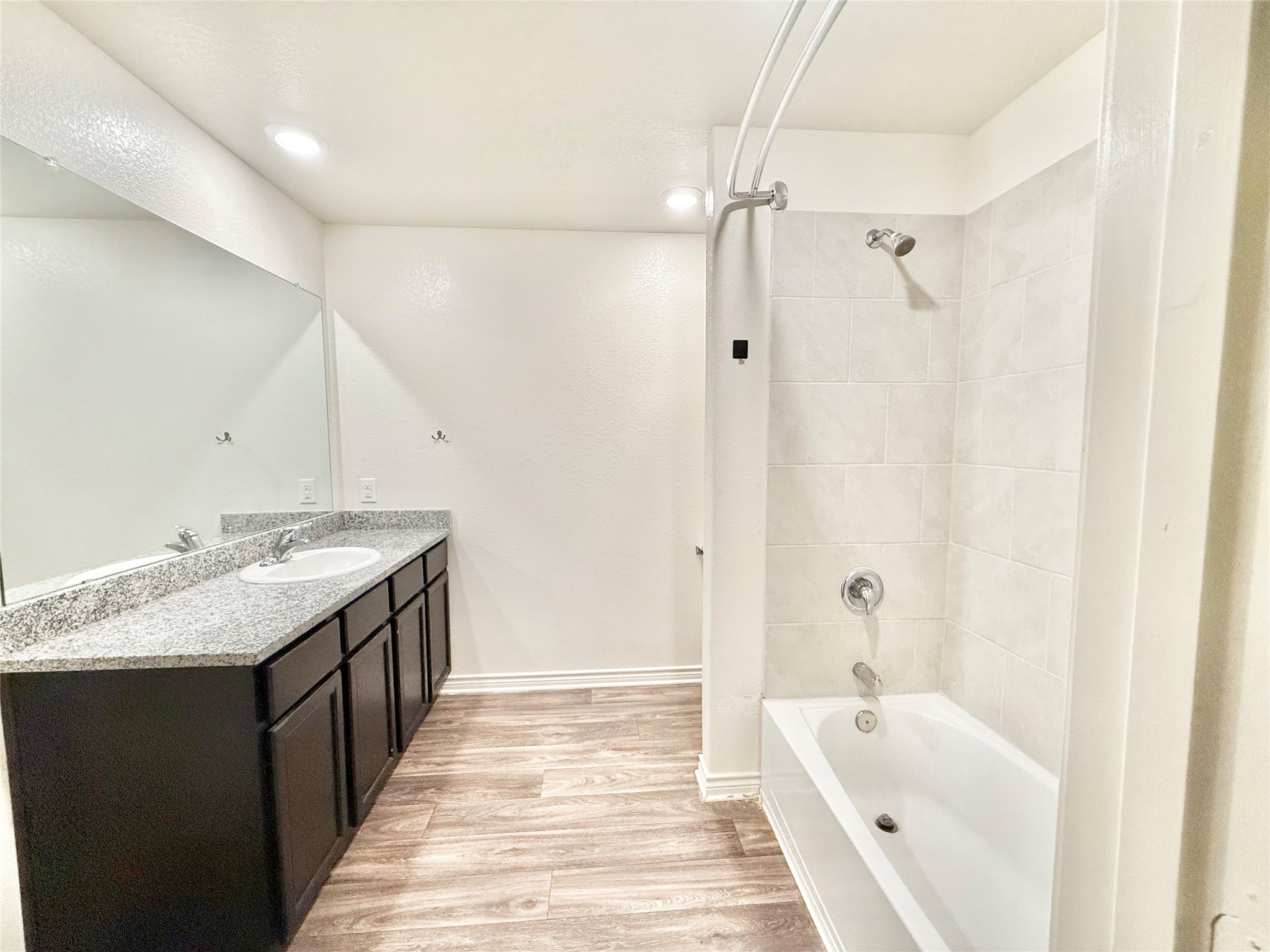 521 Locksley Cove Jarrell, TX 76537 - Photo 13 of 17