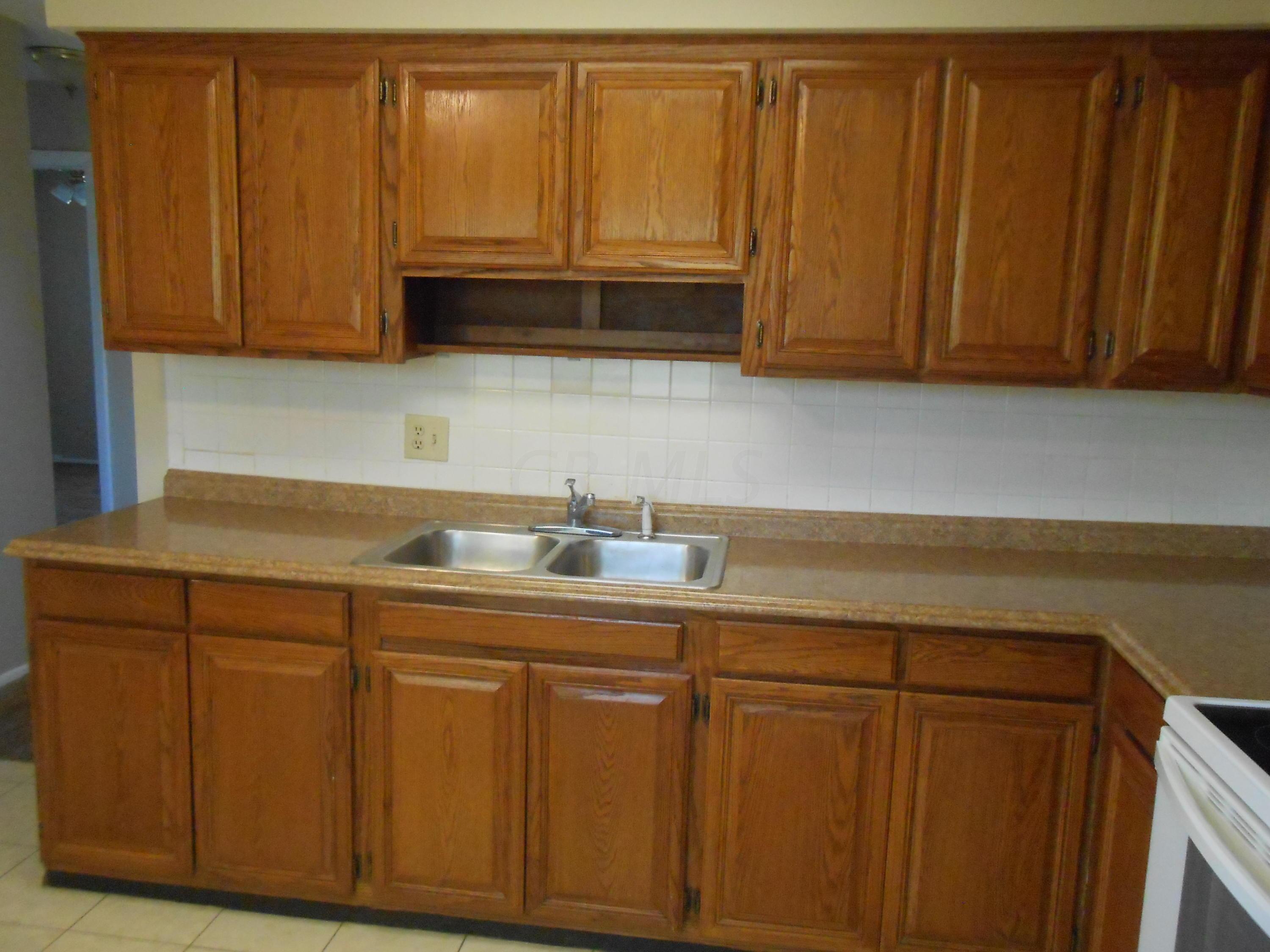 547 McCutcheon Road Columbus, OH 43230 - Photo 16 of 32