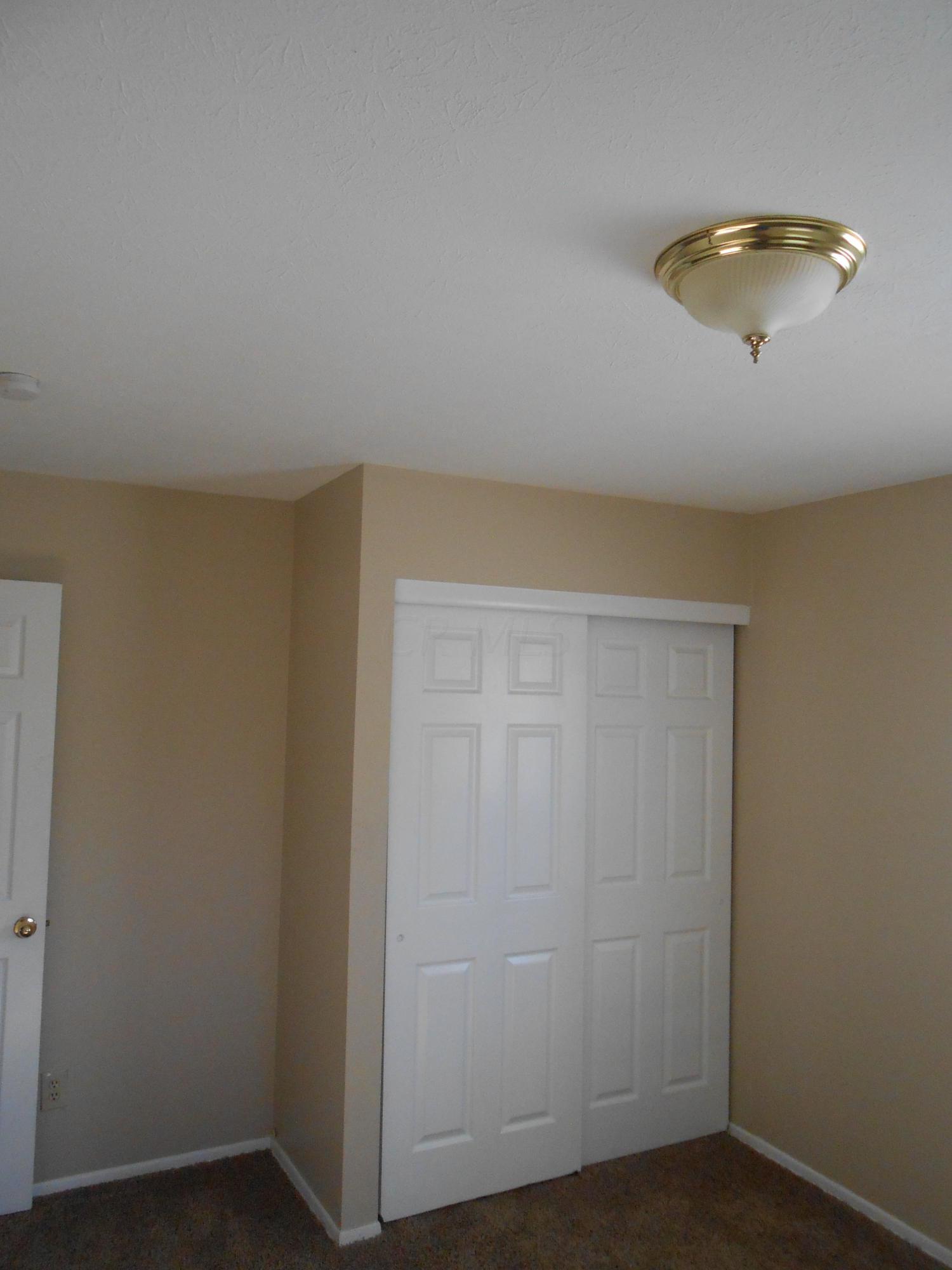 547 McCutcheon Road Columbus, OH 43230 - Photo 5 of 32