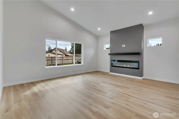 $549,950 | 210 Silver Lane Southeast, Orting, WA 98360