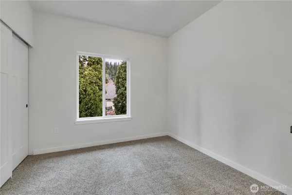 $549,950 | 210 Silver Lane Southeast, Orting, WA 98360