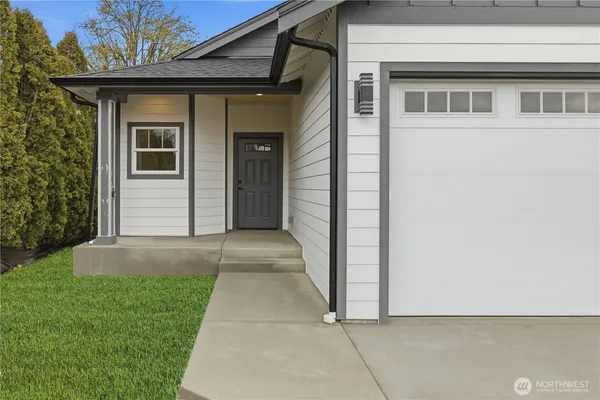 $549,950 | 210 Silver Lane Southeast, Orting, WA 98360