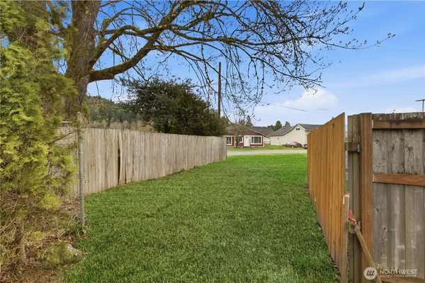 $549,950 | 210 Silver Lane Southeast, Orting, WA 98360