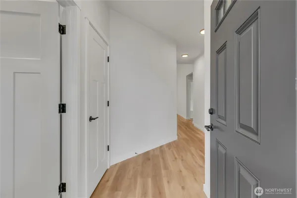 $549,950 | 210 Silver Lane Southeast, Orting, WA 98360