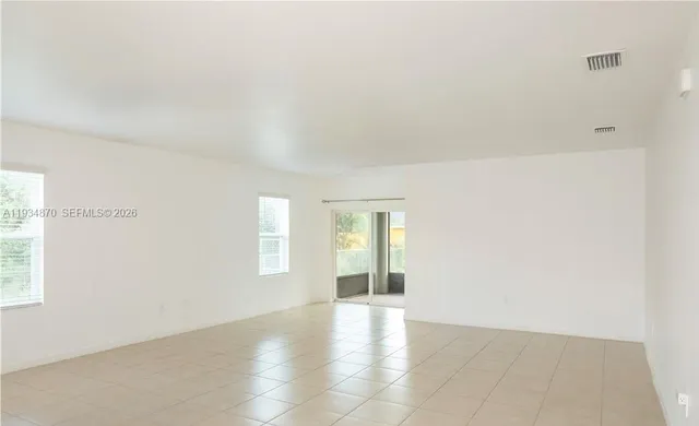 $2,000 | 2802 40th Street Southwest, Lehigh Acres, FL 33976