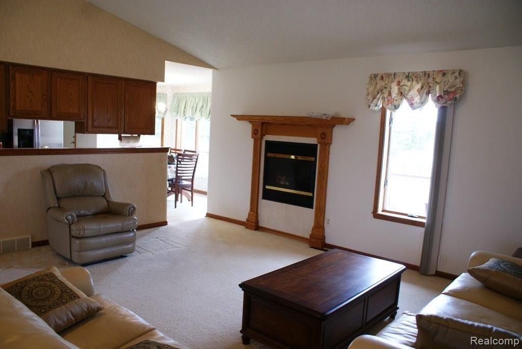 2185 Broker Road Lapeer, MI 48446 - Photo 21 of 58 DSC09651.JPG