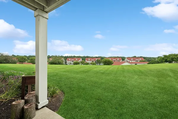 $370,000 | 2152 Newbury Lane, Delavan, WI 53115