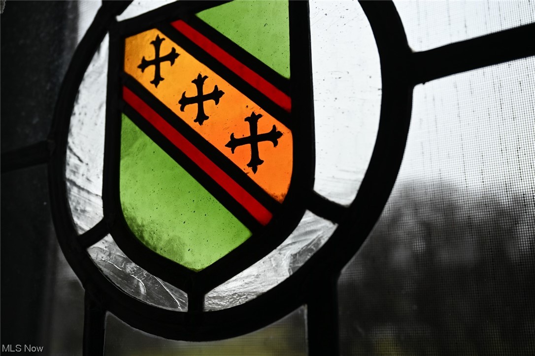 871 Merriman Road Akron, OH 44303 - Photo 13 of 35 Elegant and historical stained glass windows throughout the home l stainglass