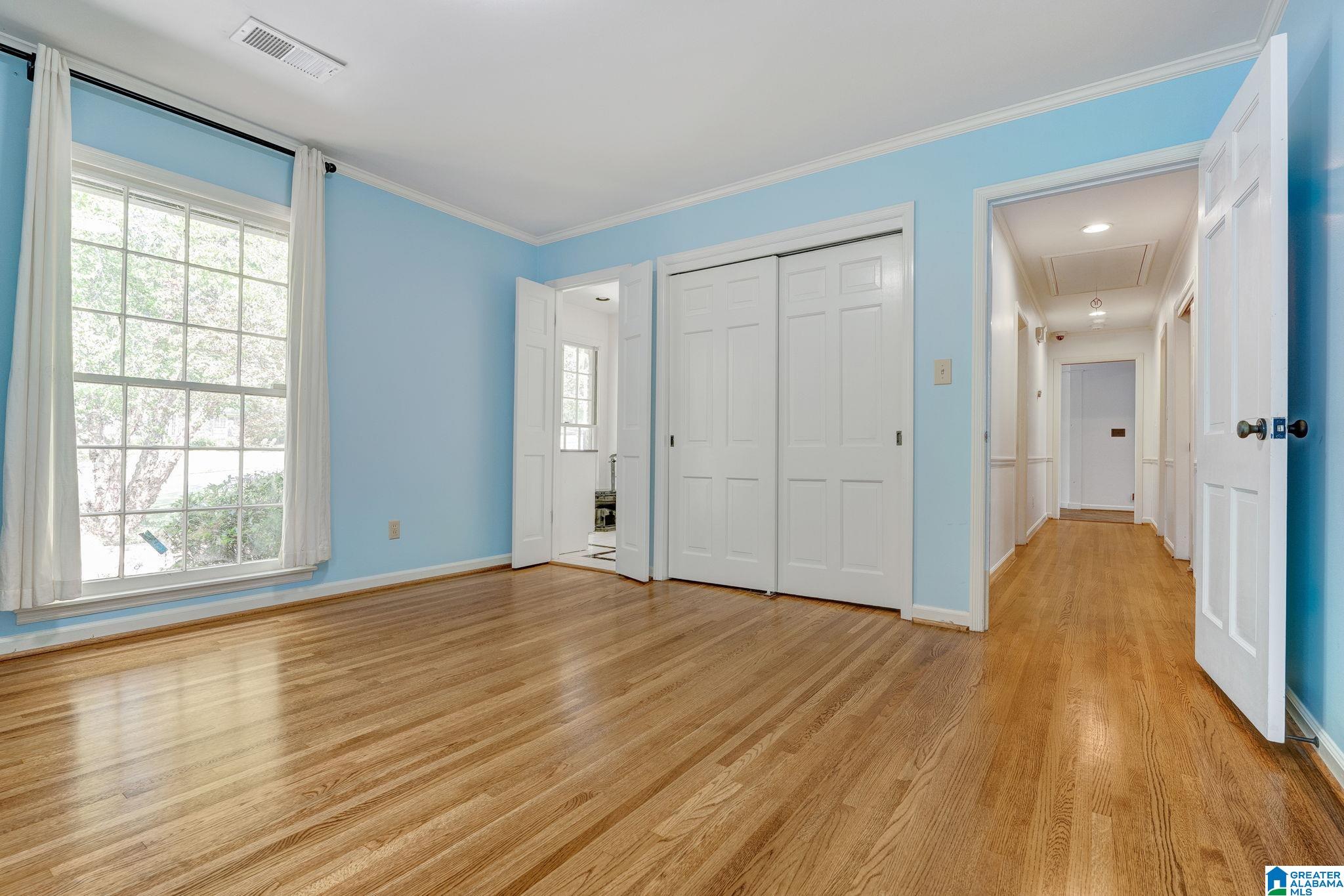 3741 North Woodridge Road Birmingham, AL 35223 - Photo 30 of 60