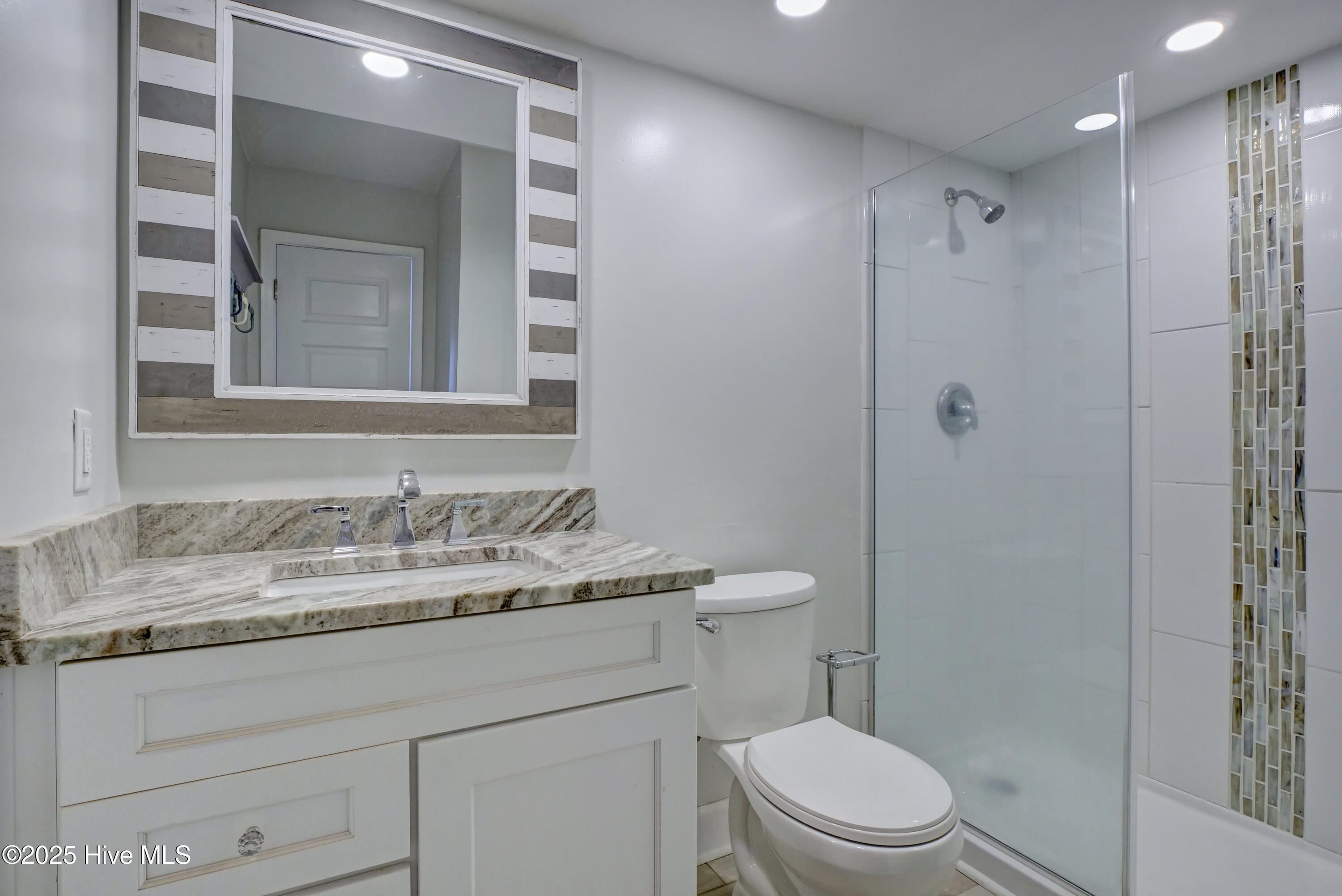 2000 New River Inlet Road, Unit 1302 North Topsail Beach, NC 28460 - Photo 17 of 41 Bathroom 1