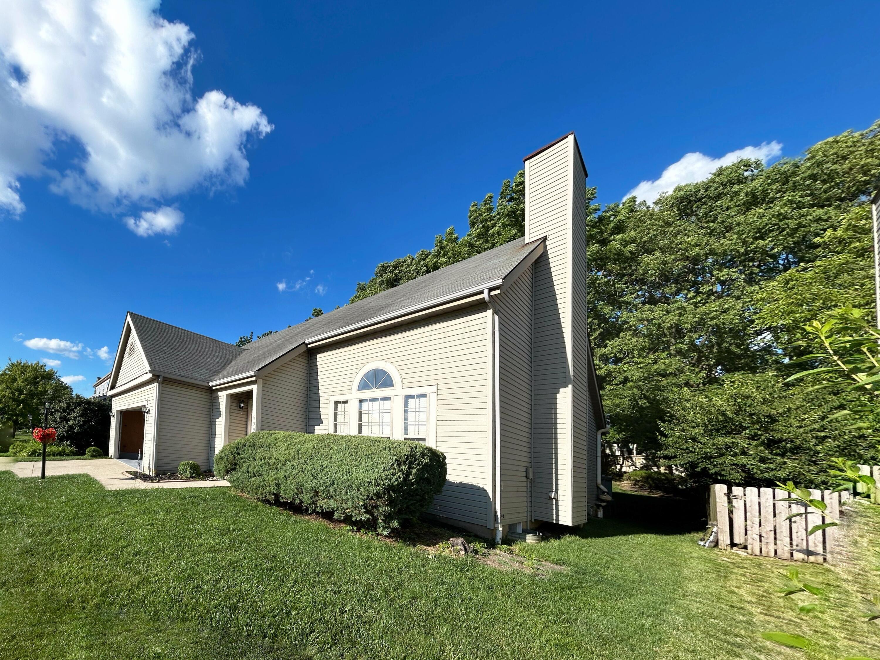 5994 Abbey Church Road Dublin, OH 43017 - Photo 4 of 40 Image 04