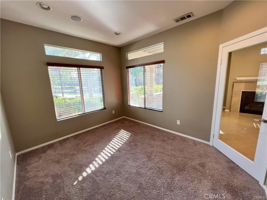 4996 Arborwood Lane Riverside, CA 92504 - Photo 11 of 37