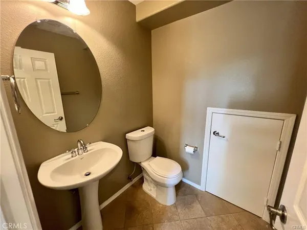 $3,500 | 4996 Arborwood Lane, Riverside, CA 92504