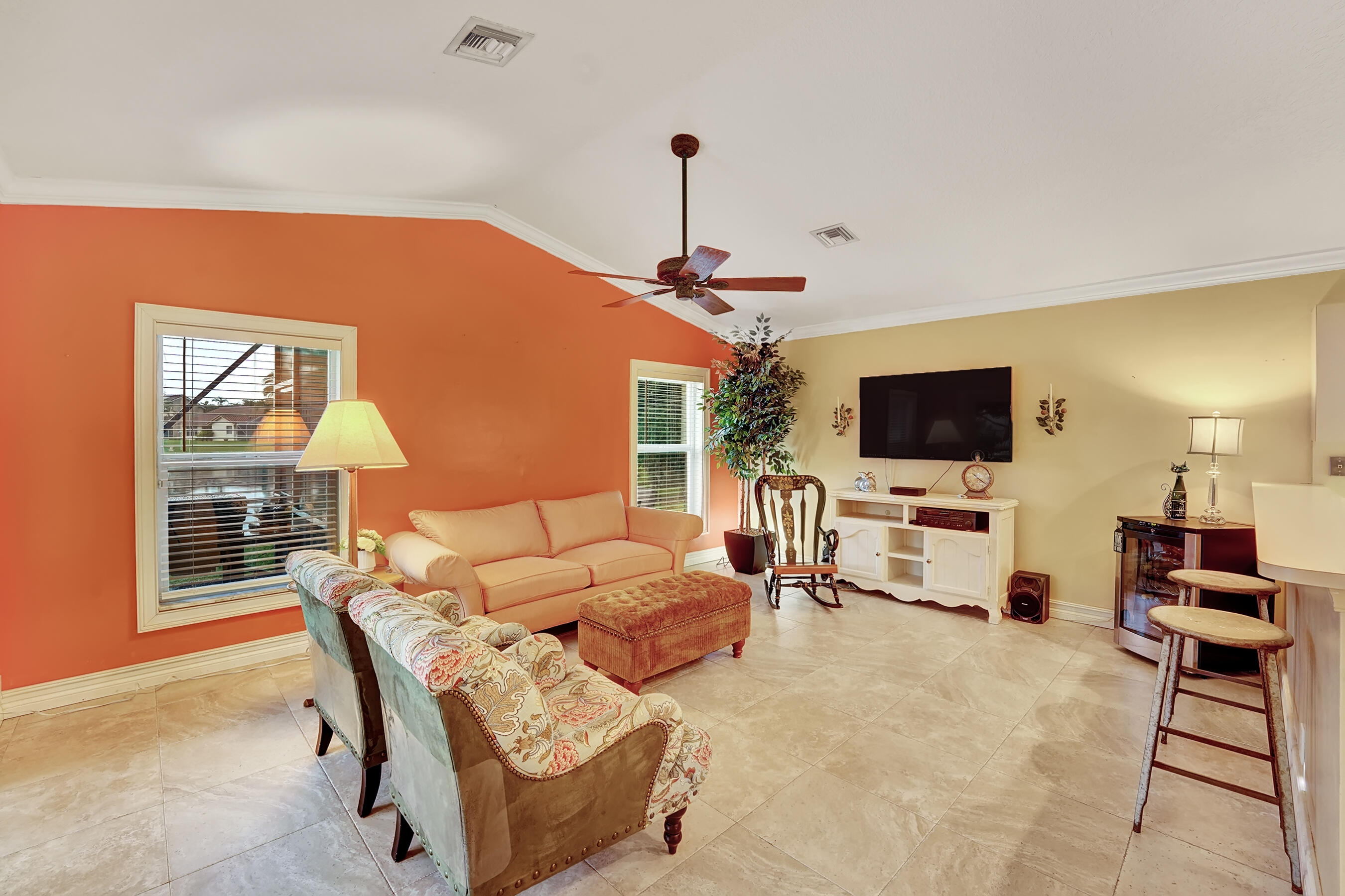 12395 Baywind Court Boca Raton, FL 33428 - Photo 15 of 32 FDD1A9F3-D64A-4671-A2C7-922A6B69EDCE
