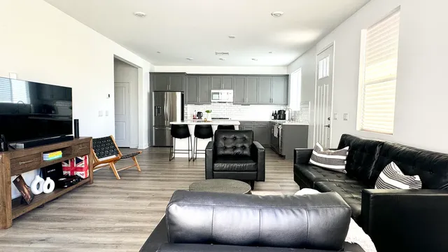 $3,150 | 41389 Penn Drive, Palm Desert, CA 92211