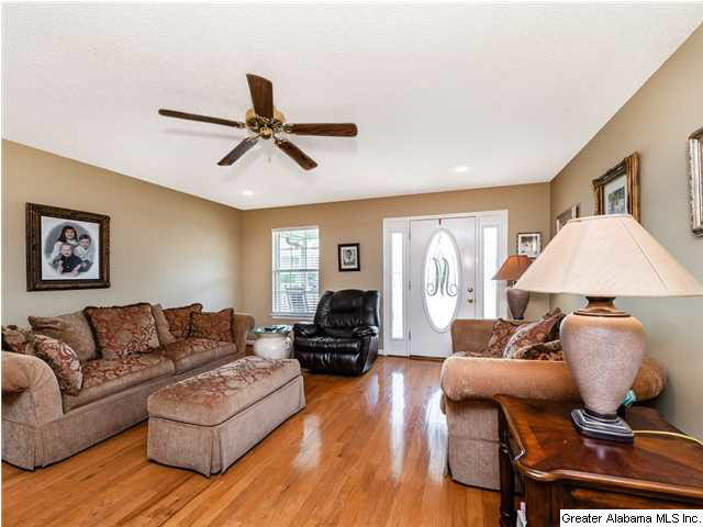 4306 Greenleaf Drive Bessemer, AL 35022 - Photo 3 of 30