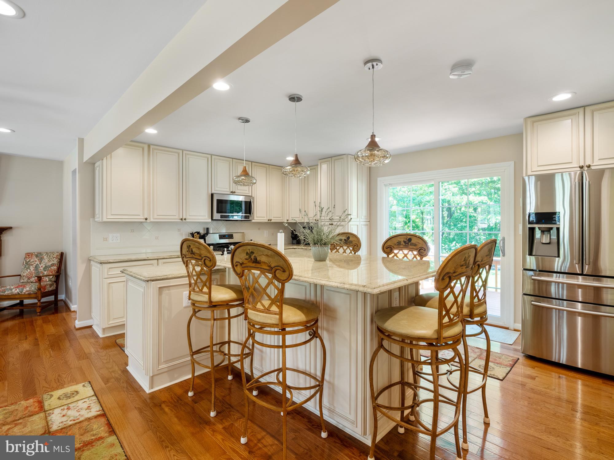2302 Toddsbury Place Reston, VA 20191 - Photo 8 of 37 Gallery Image 8