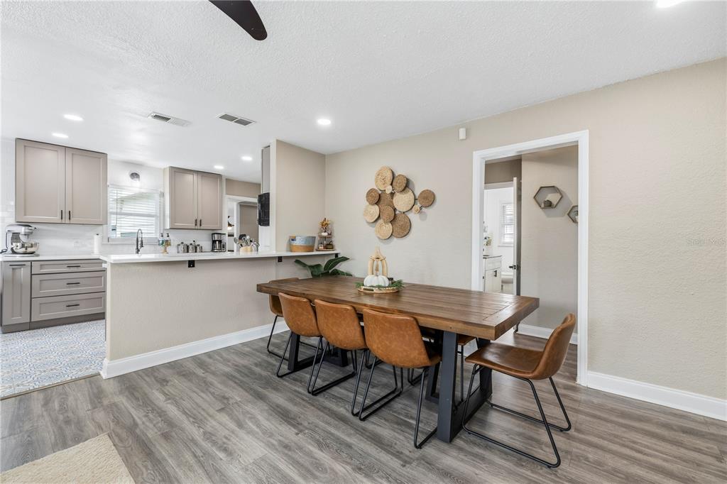 1468 Druid Road Clearwater, FL 33756 - Photo 11 of 64 Gallery Image 11