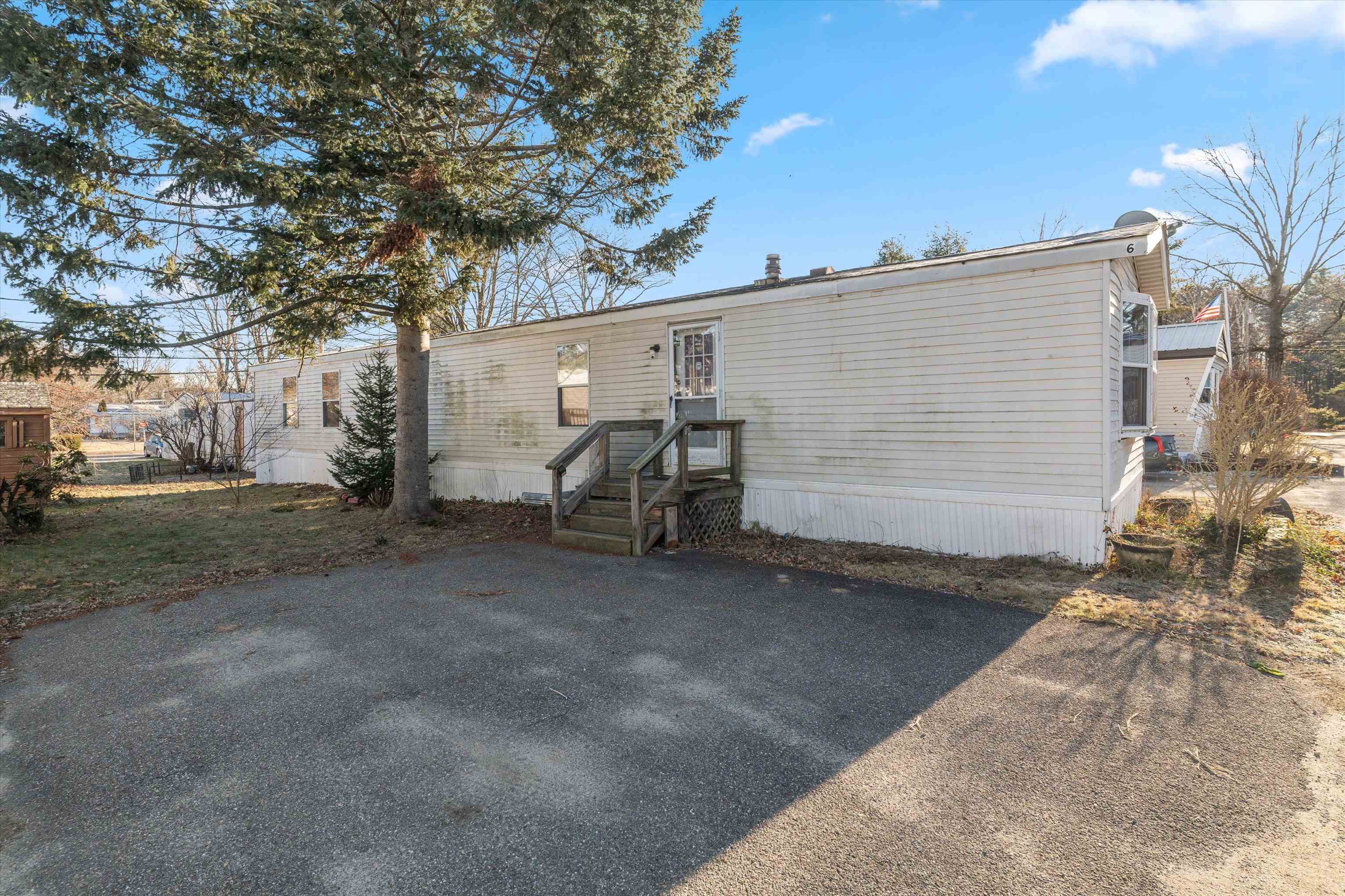 6 Poplar Street Exeter, NH 03833 - Photo 1 of 14 Gallery Image 1
