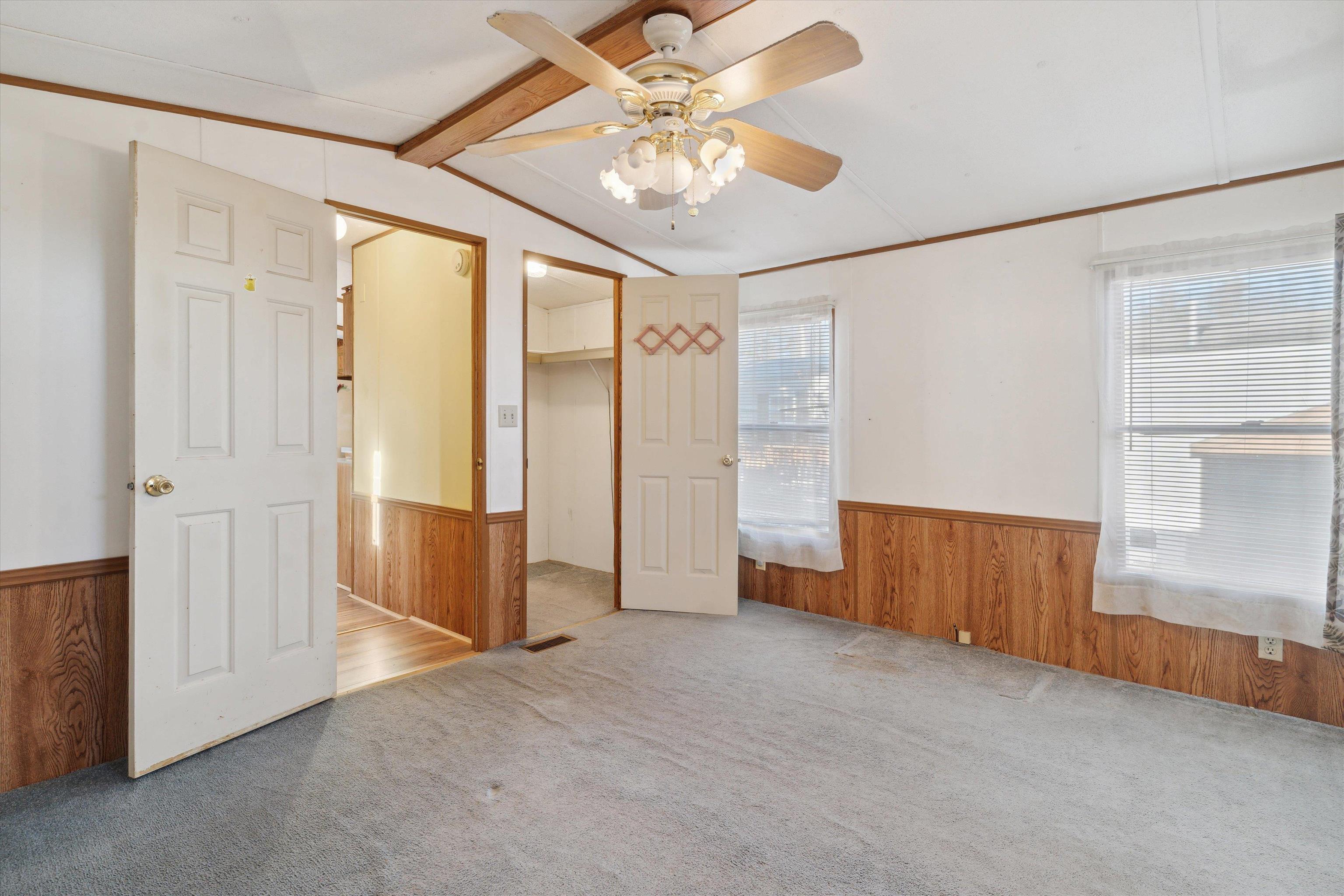 6 Poplar Street Exeter, NH 03833 - Photo 3 of 14 Gallery Image 3