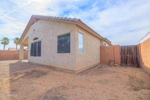 $2,200 | 1401 South 80th Street, Mesa, AZ 85209
