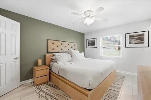 $260,000 | 5004 Baltimore Avenue, Unit 204, Kansas City, MO 64112