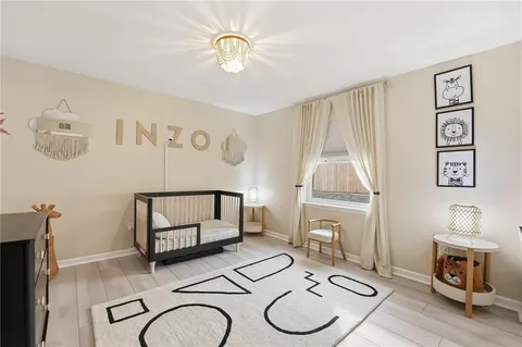 $250,000 | 5004 Baltimore Avenue, Unit 204, Kansas City, MO 64112