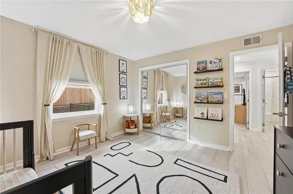 $250,000 | 5004 Baltimore Avenue, Unit 204, Kansas City, MO 64112