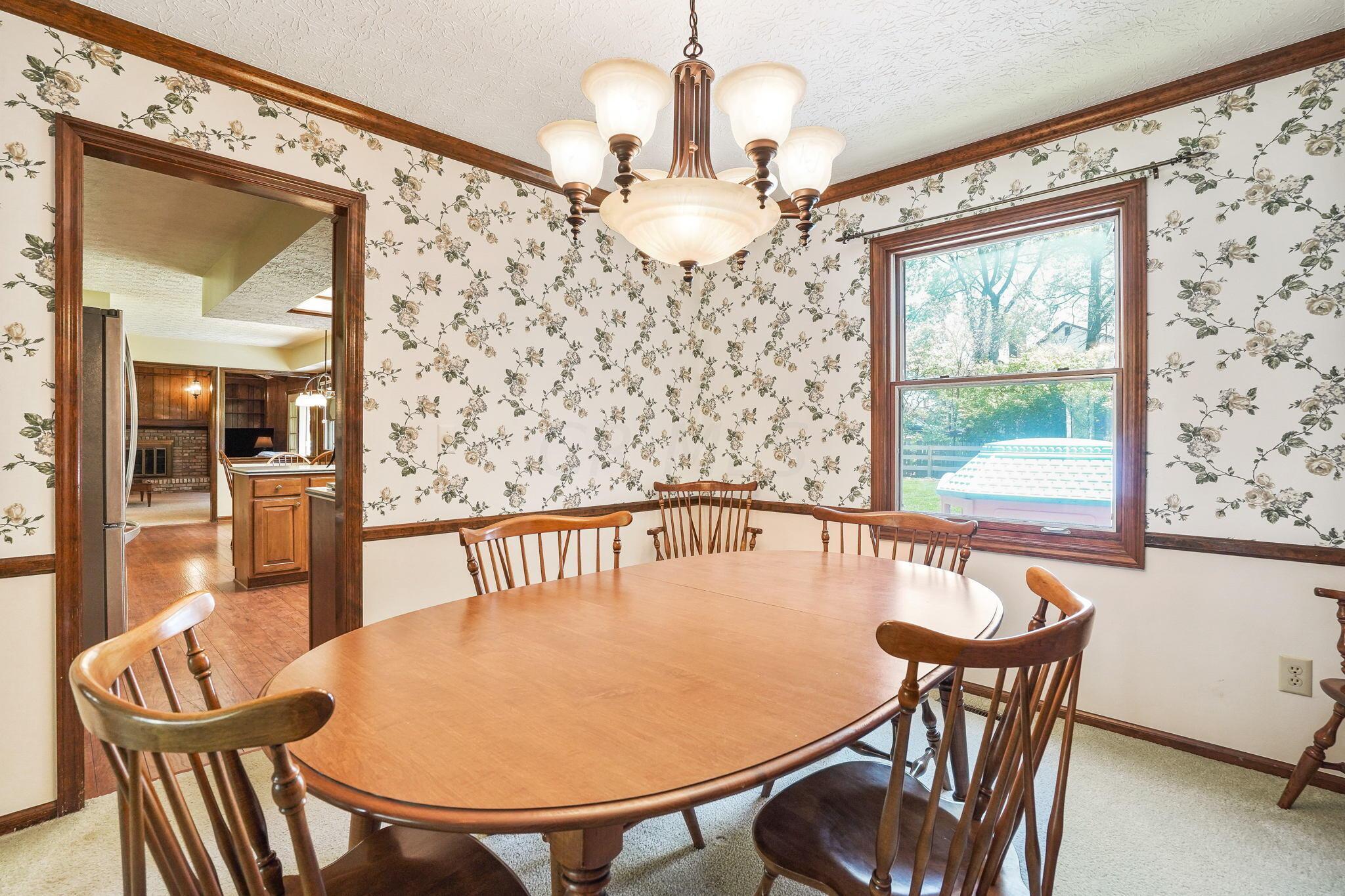 1180 Chatham Ridge Road Westerville, OH 43081 - Photo 14 of 69 Dining room