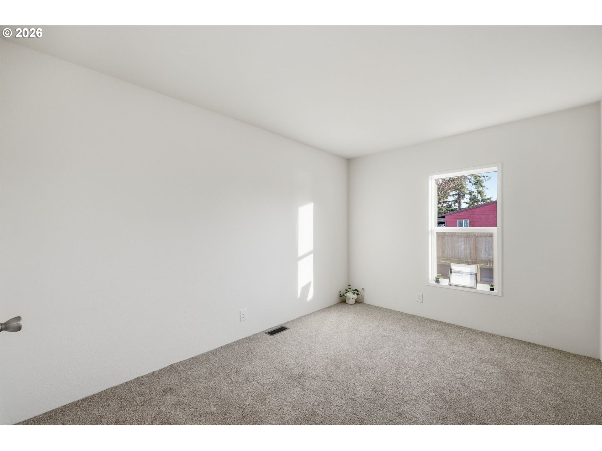 1427 31st Street Springfield, OR 97478 - Photo 29 of 37