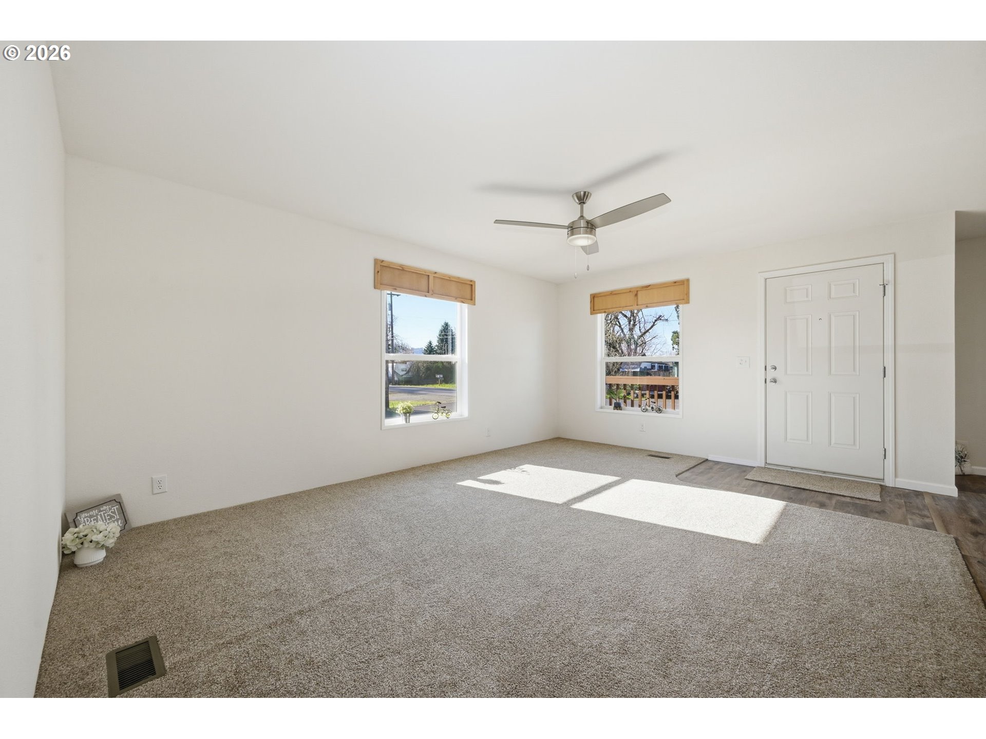 1427 31st Street Springfield, OR 97478 - Photo 6 of 37