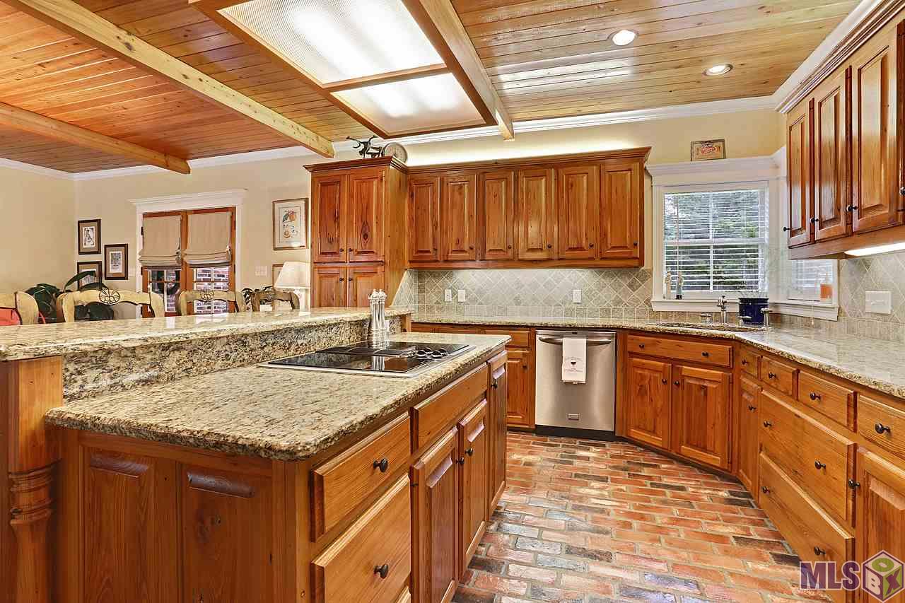 5734 Thibodeaux Road Greenwell Springs, LA 70739 - Photo 5 of 26 KITCHEN