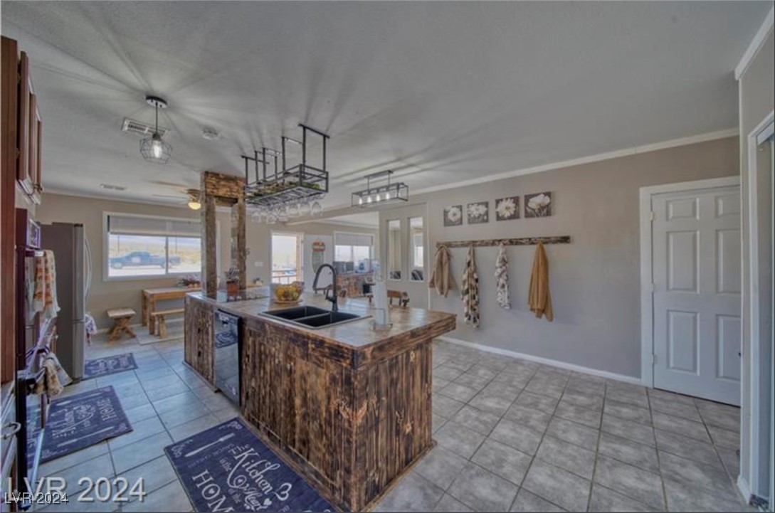 561 Miranda Road Pahrump, NV 89060 - Photo 10 of 42 Gallery Image 10