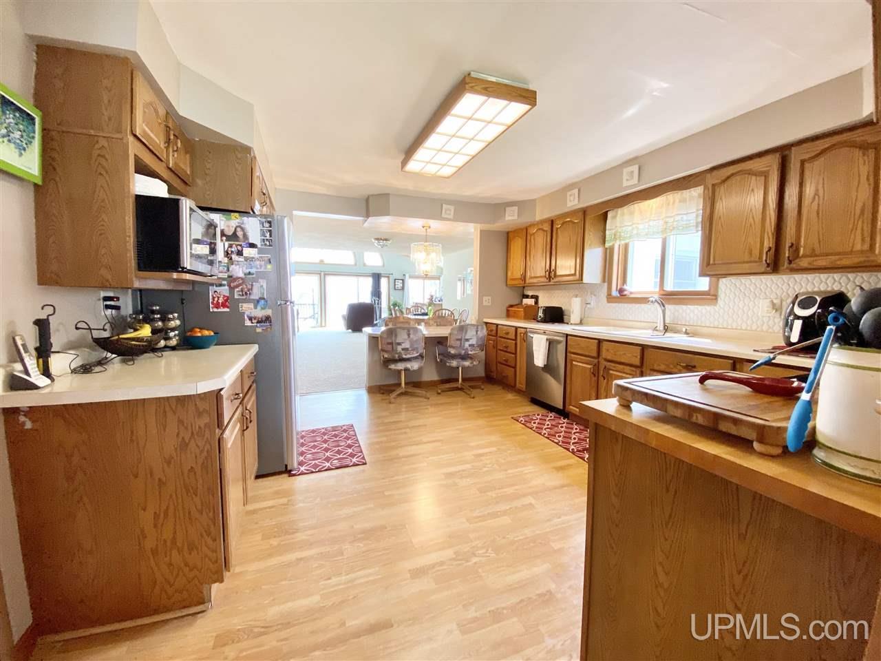 9812 South 75 Road Rapid River, MI 49878 - Photo 8 of 51