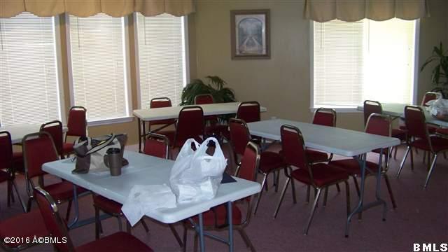 1 Joe Frazier Road Beaufort, SC 29906 - Photo 6 of 10 dining area