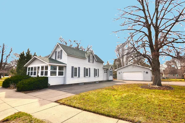 $270,000 | 8640 209th Street West, Lakeville, MN 55044