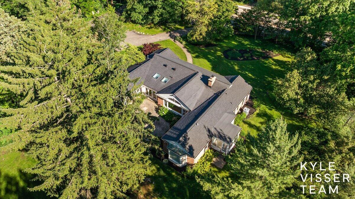 2089 Robinson Road Southeast Grand Rapids, MI 49506 - Photo 67 of 73 Aerial View