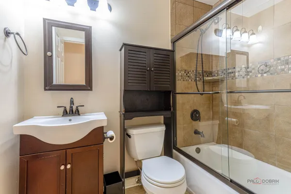 $2,900 | 203 Blossom Court, Unit 203, Buffalo Grove, IL 60089