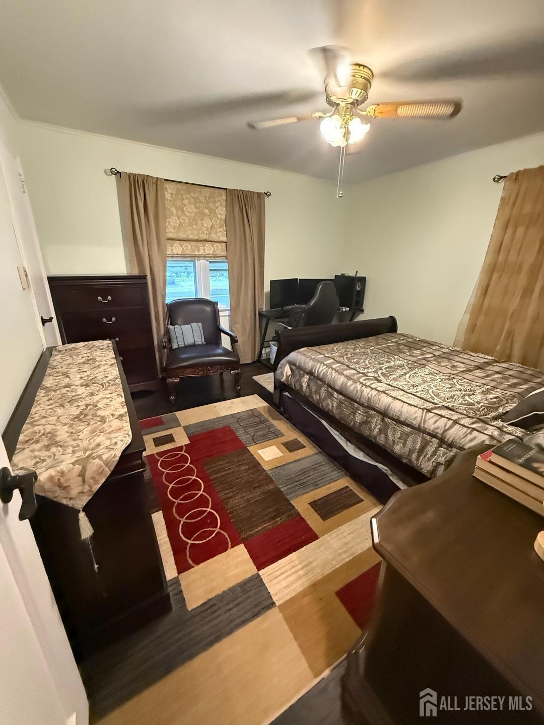 599 Pacific Avenue Perth Amboy, NJ 08861 - Photo 12 of 25