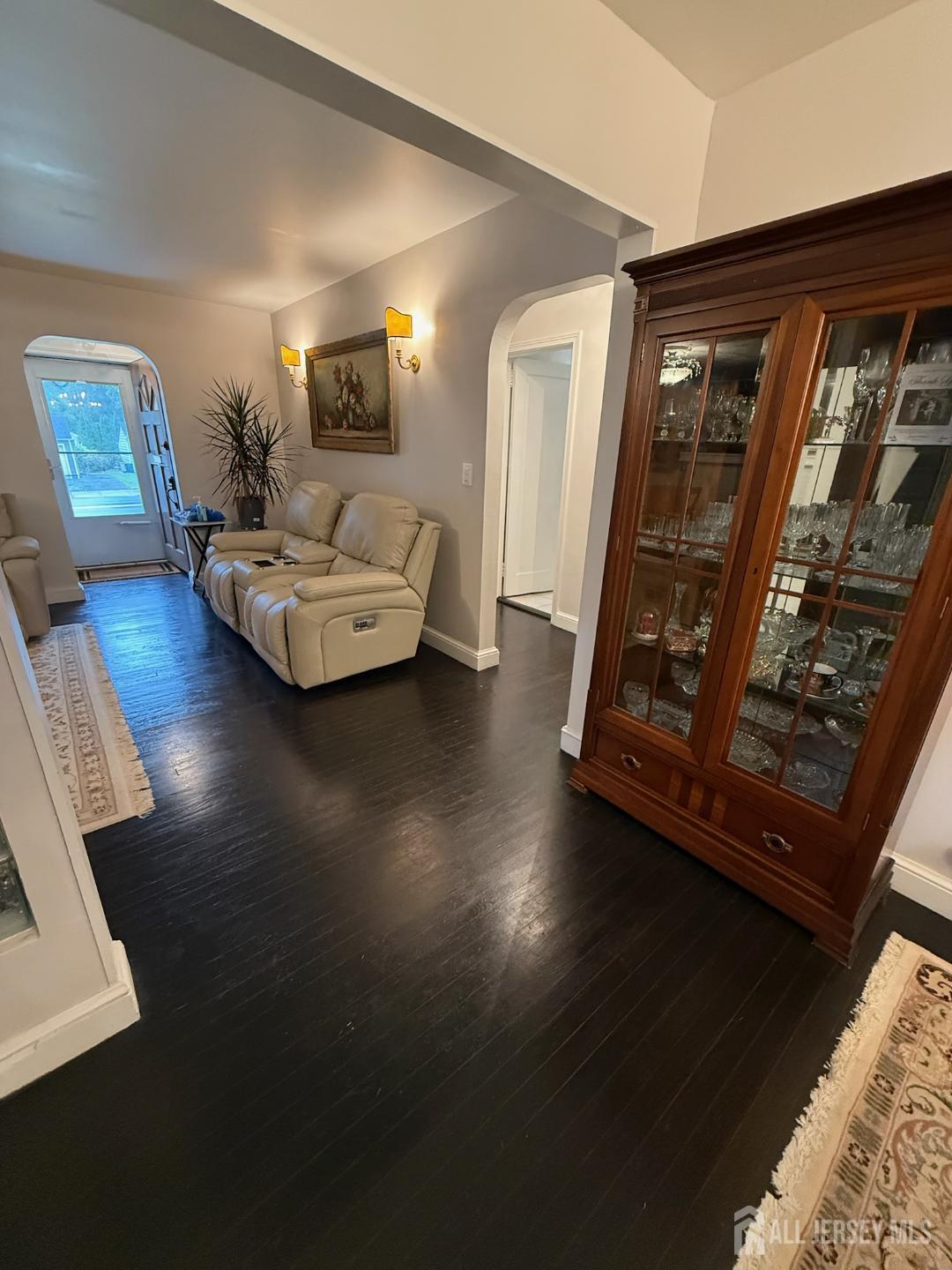 599 Pacific Avenue Perth Amboy, NJ 08861 - Photo 5 of 25