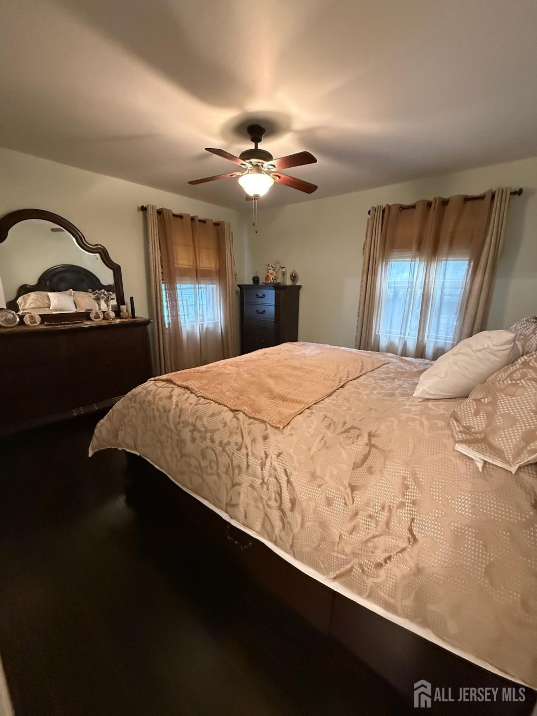 599 Pacific Avenue Perth Amboy, NJ 08861 - Photo 10 of 25