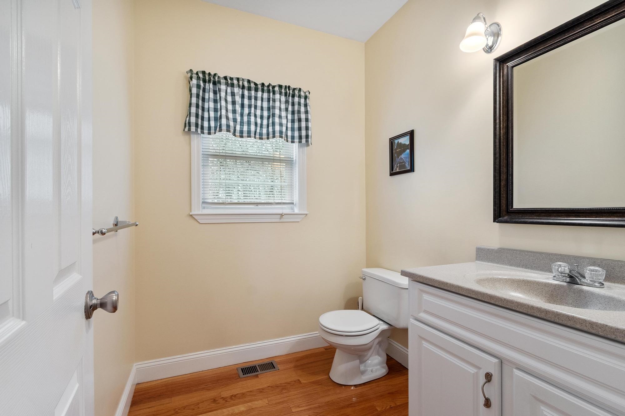 21 Edinburgh Road Windham, NH 03087 - Photo 15 of 40 Gallery Image 15