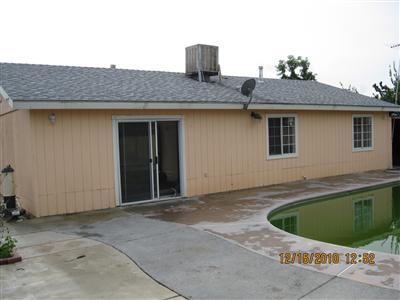 1316 East Springfield Avenue Reedley, CA 93654 - Photo 3 of 8 Gallery Image 3