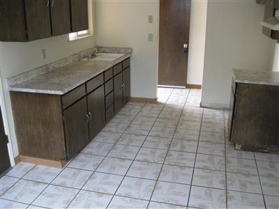 1316 East Springfield Avenue Reedley, CA 93654 - Photo 5 of 8 Gallery Image 5