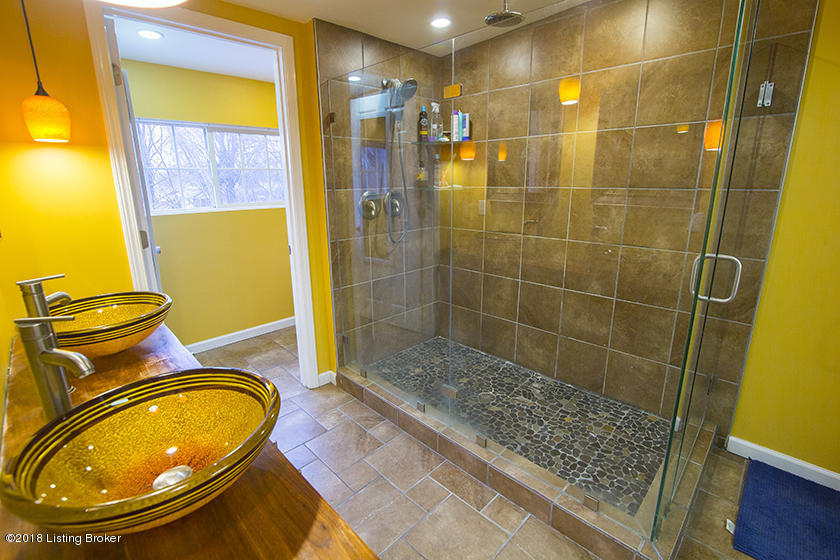 839 Reading Road Louisville, KY 40217 - Photo 23 of 32 29