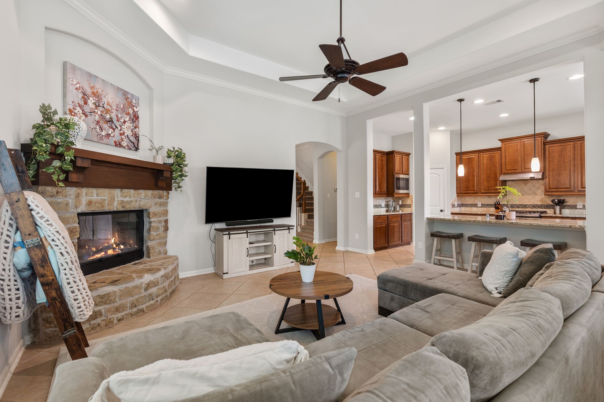 35 Nagshead Place Spring, TX 77389 - Photo 2 of 40