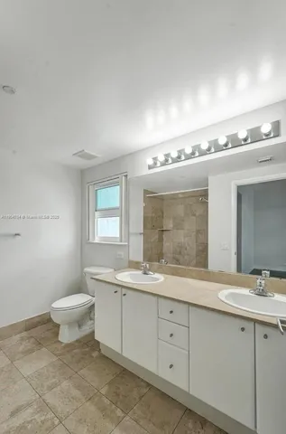 $4,000 | 2475 Brickell Avenue, Unit 2006, Miami, FL 33129