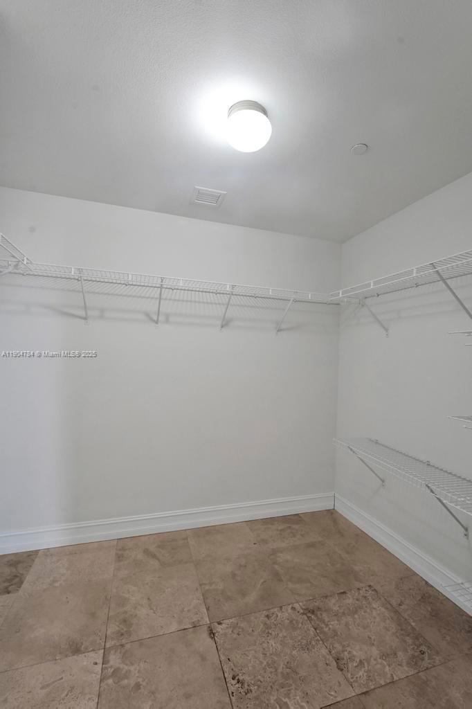 2475 Brickell Avenue, Unit 2006 Miami, FL 33129 - Photo 33 of 61