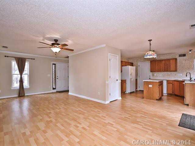 15174 Tracy Beth Road Huntersville, NC 28078 - Photo 4 of 16 Gallery Image 4