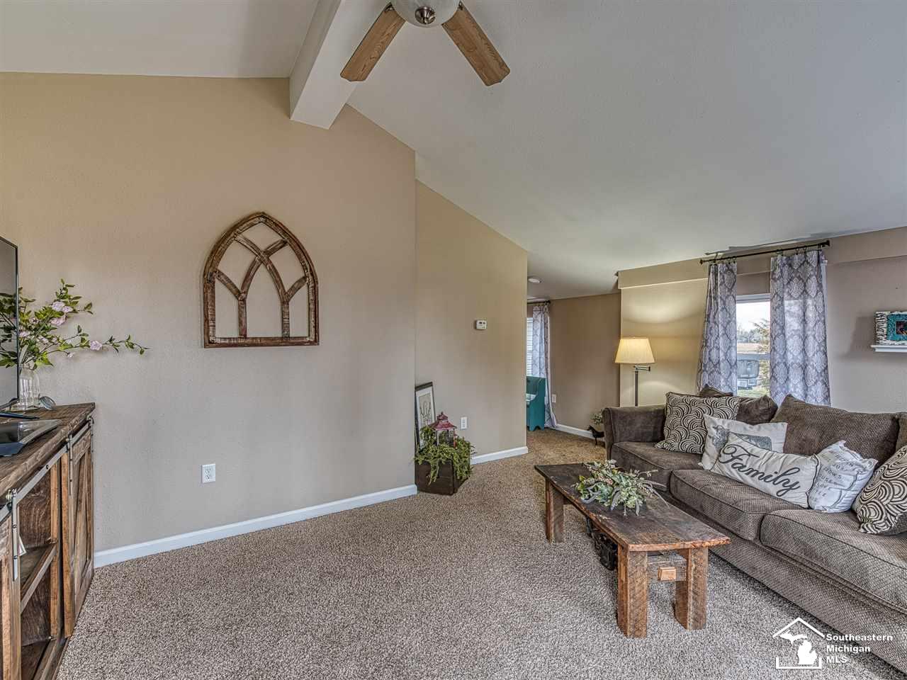 6780 North Rea Road Dundee, MI 48131 - Photo 5 of 37